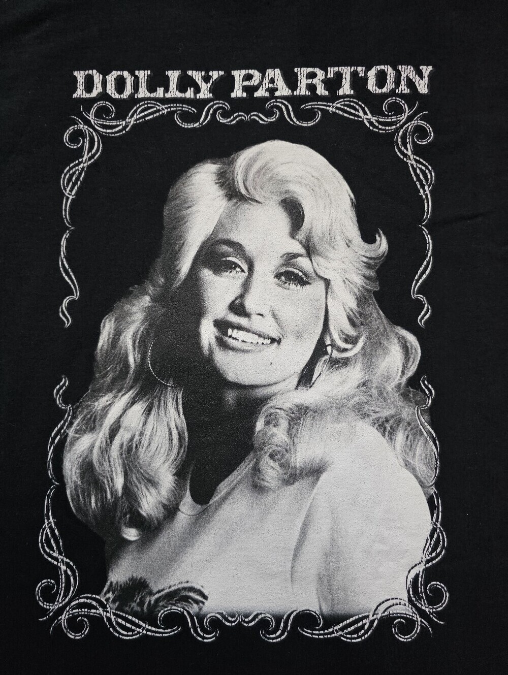Dolly Parton Portrait Flourish Frame, Adult Size Medium, New - Picture 2 of 4
